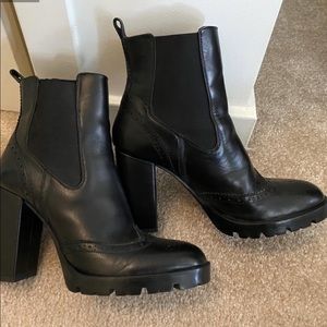 Zara Chelsea leather booties